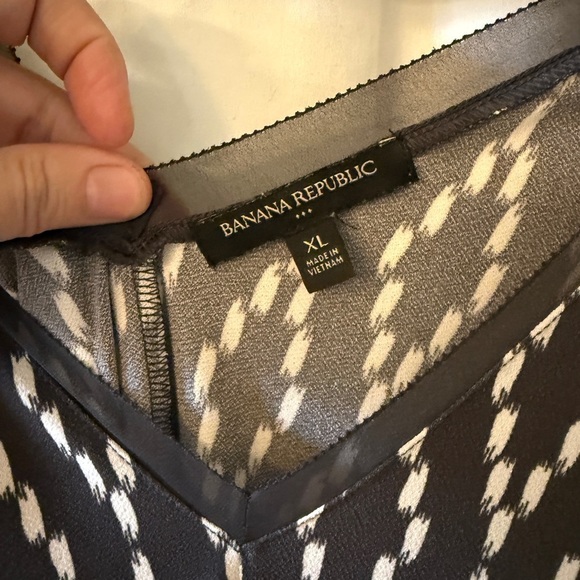 Banana Republic dark gray and White Geometric Pattern Dress - Picture 2 of 6